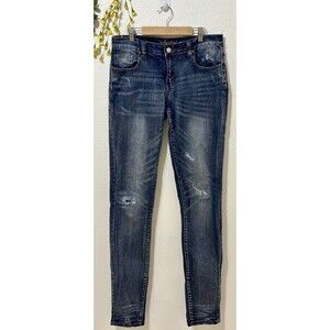 Revolt Women’s Medium Wash Distressed Denim Jeans Size 11